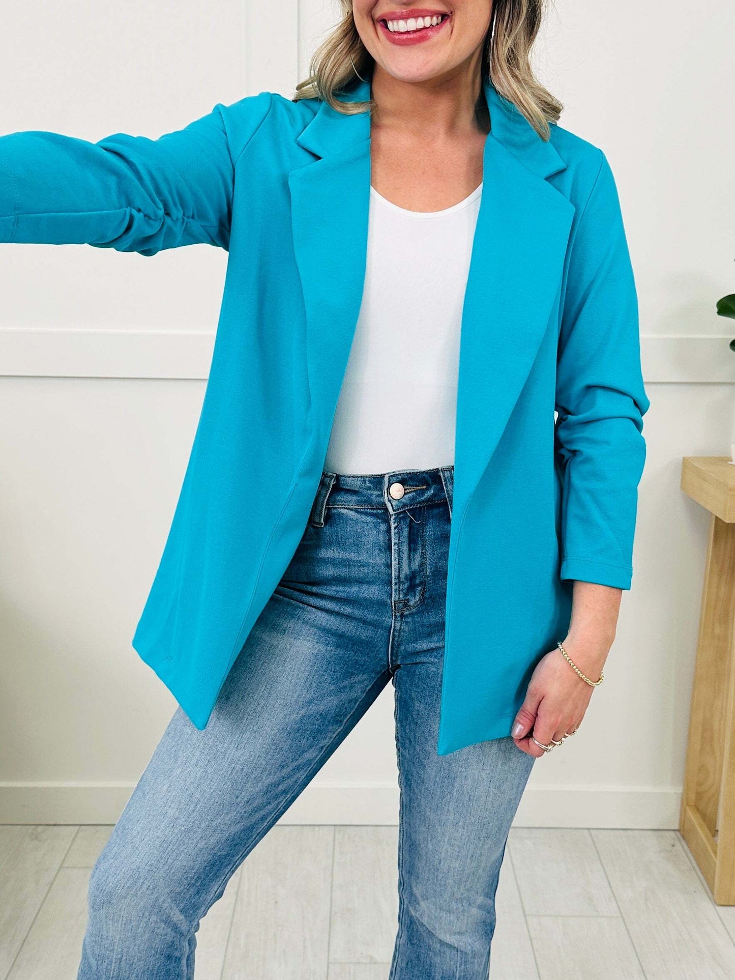 🔥2025 Hot Sale🔥 Boss Lady Magic Blazer- Multiple Colors!
