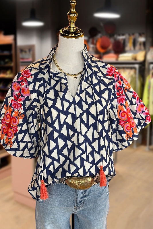 Geo Print Embroidered Puff Sleev Top